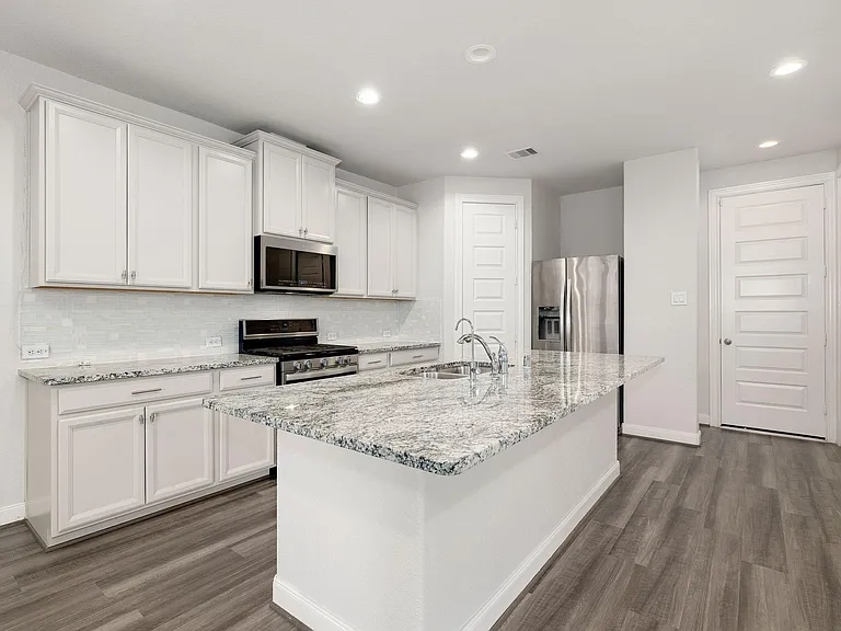 9914 Brickhouse Dr — Photo 16