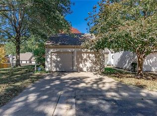 13006 W 66th Ter, Shawnee, KS 66216