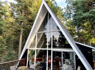 767 Grass Valley Rd, Lake Arrowhead, CA 92352