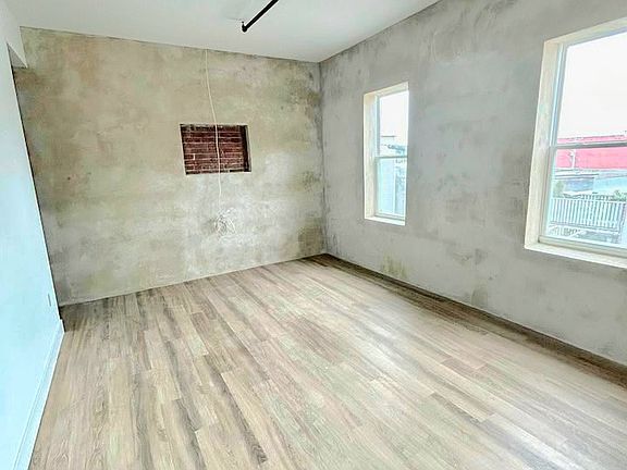 4th image of 199 Union St #304