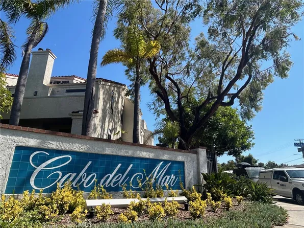 5071 Dorado Dr, Huntington Beach, CA 92649
