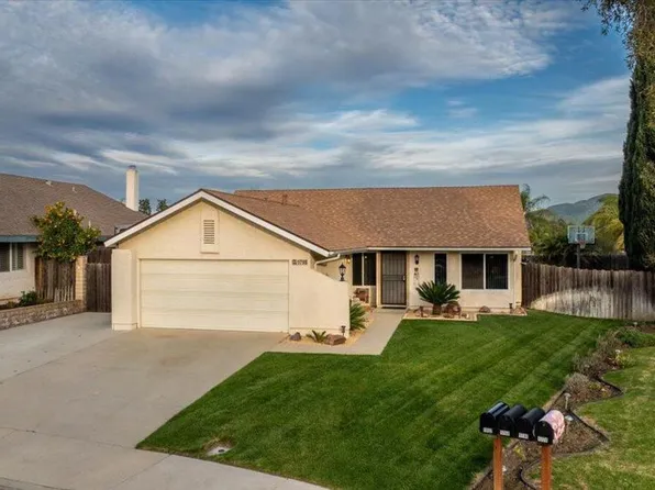 1788 Moonshadow Cir, Camarillo, CA 93012