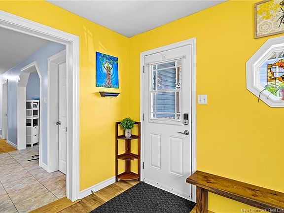 5th image of 82 Nevers Rd