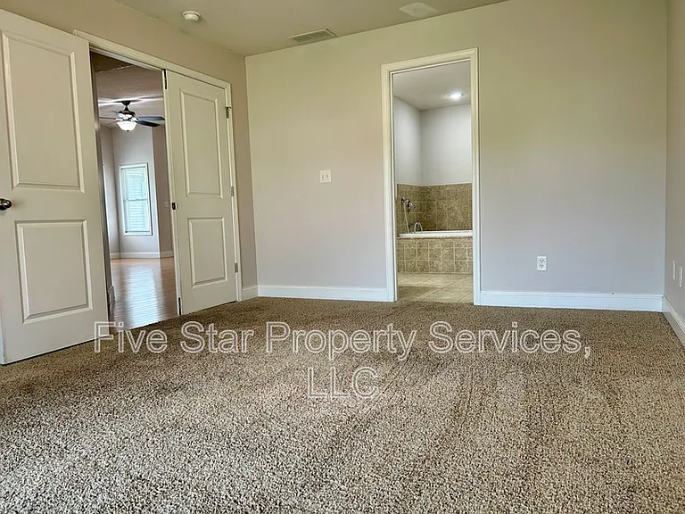 1420 School House Ln — Photo 17