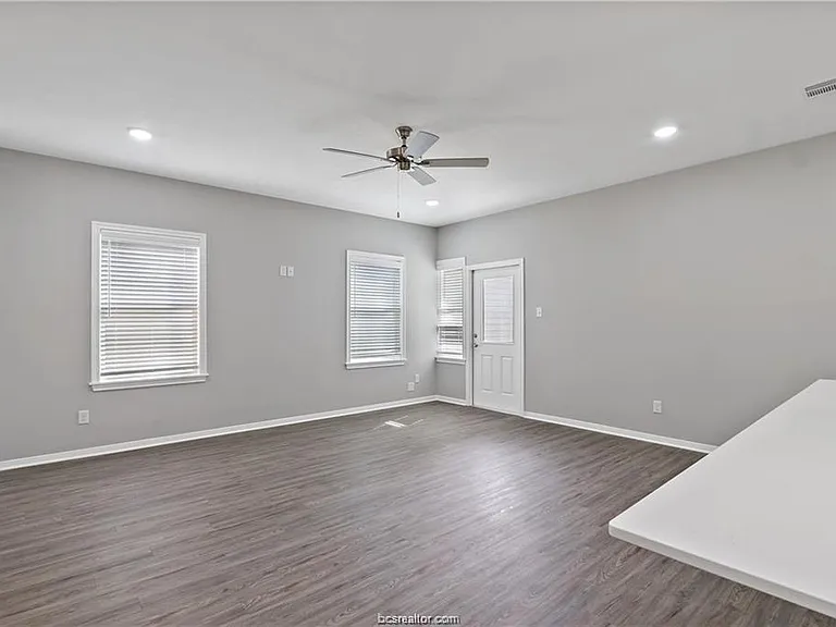 2509 Shady Route Ln — Photo 15