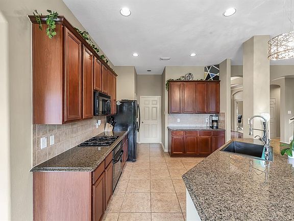 2nd image of 7110 Belford Park Ln