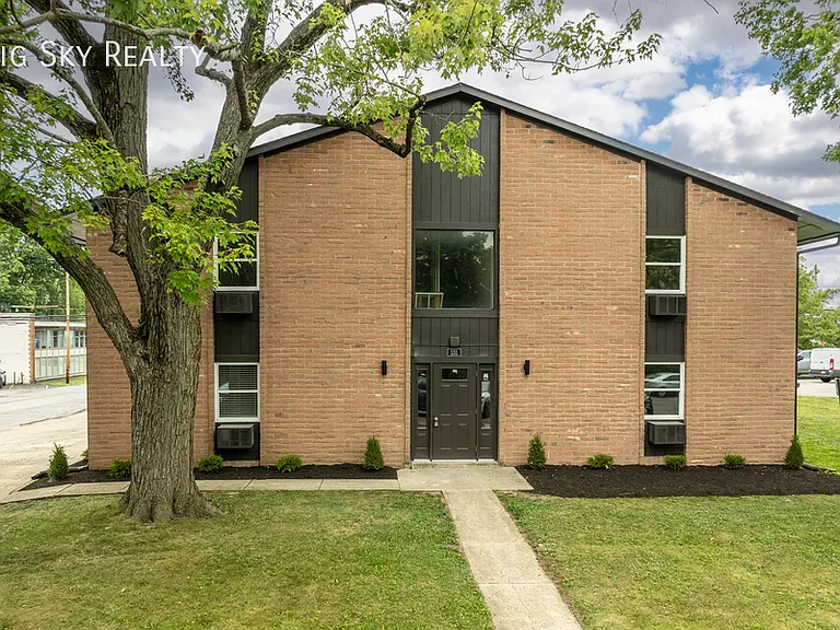 131 N High St #26 — Photo 16