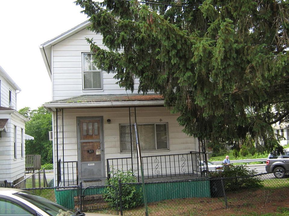 309 Carver