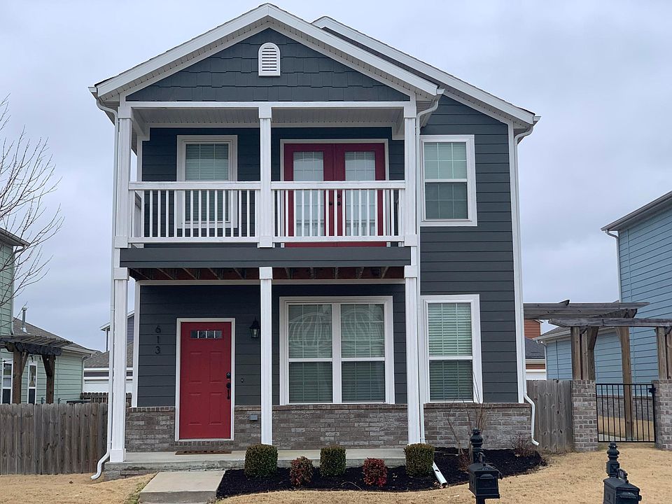 1st image of 613 N Keats Dr