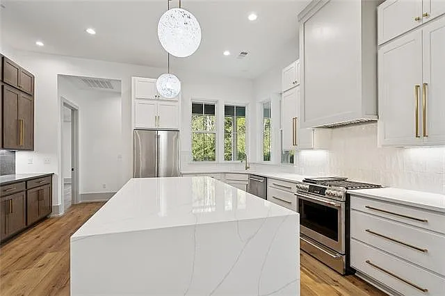 17314 Paddock Cir — Photo 6