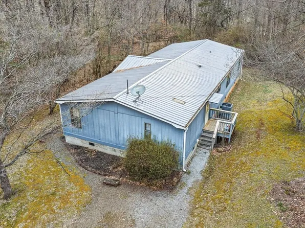 4692 Georgia Rd, Franklin, NC 28734