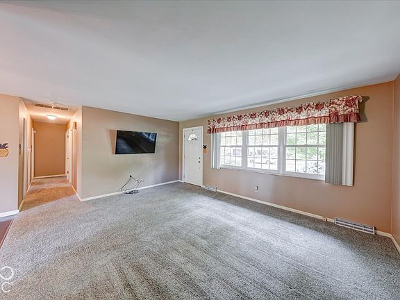 5th image of 8305 Union St