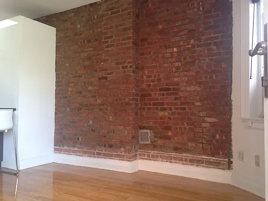 Rented by Tamara Cohen, LREB | media 16