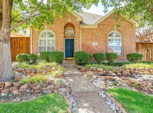 8113 Springmoss Dr, Plano, TX 75025