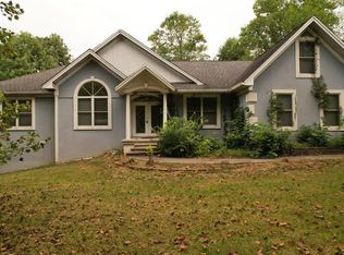 5830 Smith Rd, Floyds Knobs, IN 47119