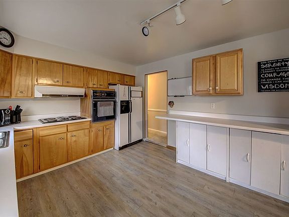 5th image of 3249 Fairwood Ct