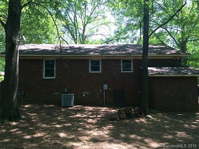 2nd image of 24 Watts St