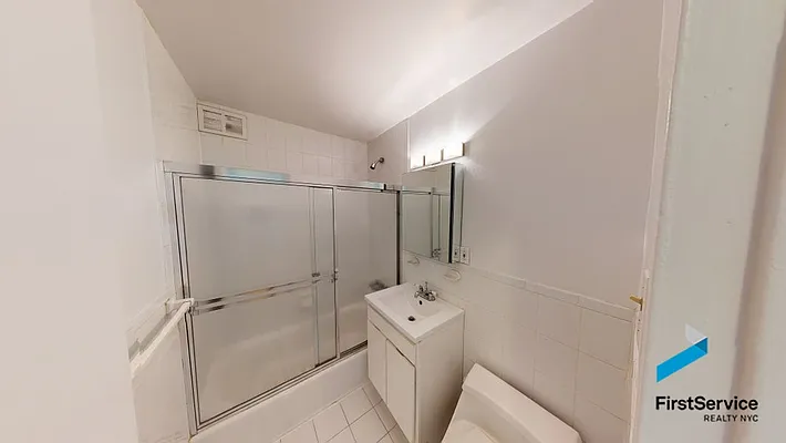 Rented by FirstService Realty (legacy) | media 18