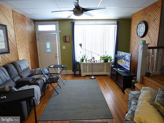 5th image of 4837 N Fairhill St