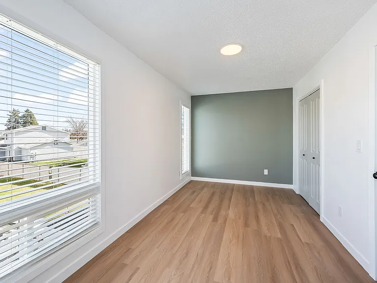 1107 Westwood Ave — Photo 6