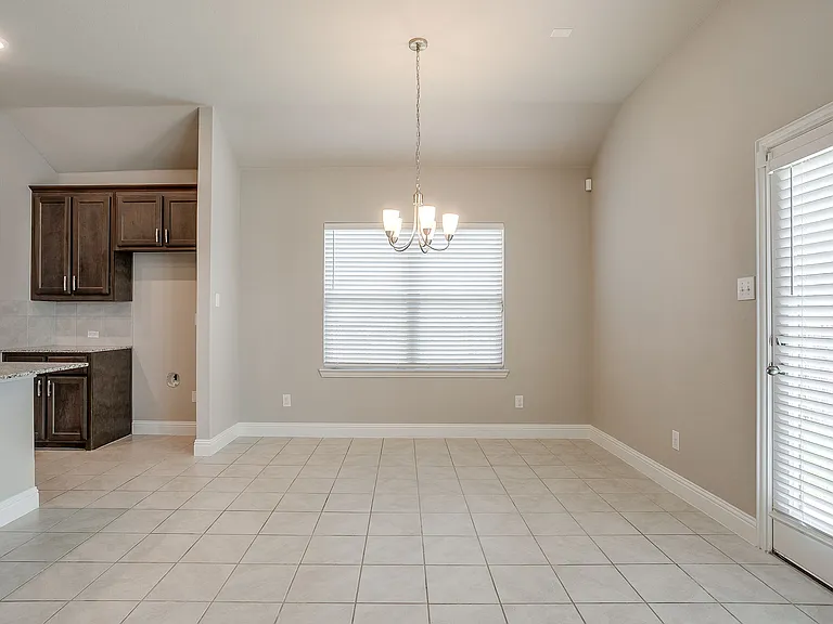 1448 Eagle Nest Dr — Photo 9