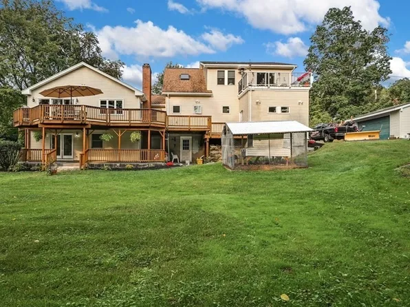 368 Berlin Rd, Marlborough, MA 01752