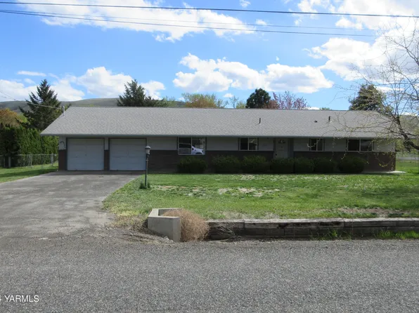 3704 Emma Ln, Yakima, WA 98903