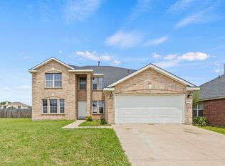 7205 Lake Roberts Way, Arlington, TX 76002