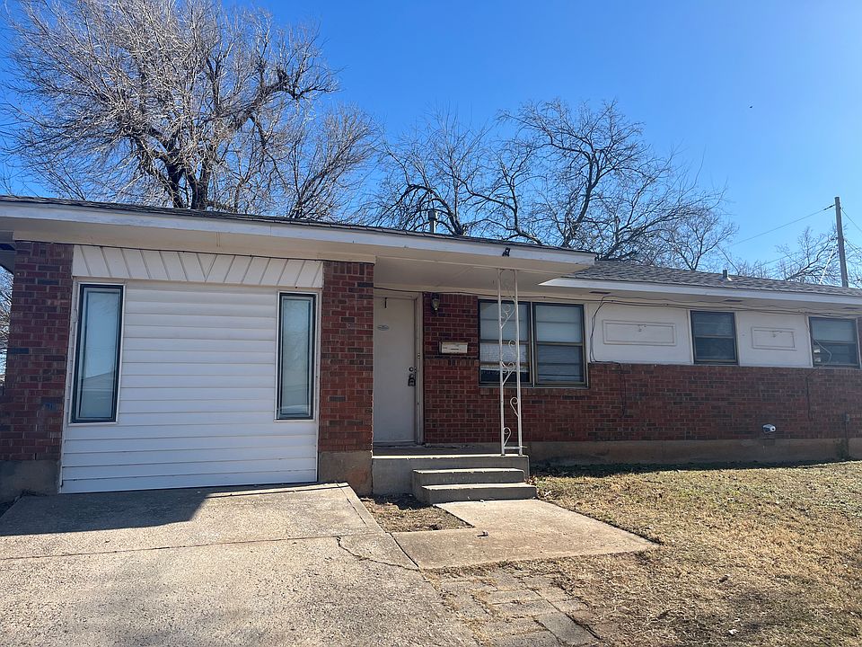 1st image of 300 S Irving Dr