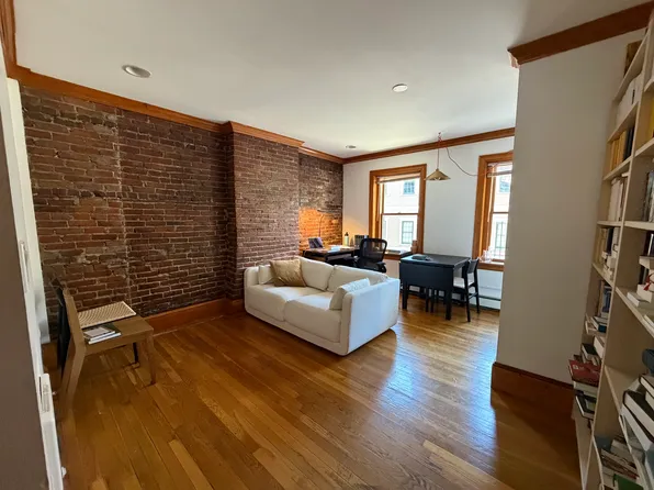 1170 Massachusetts Ave APT 6, Cambridge, MA 02138