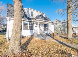 907 Oxford St, Pekin, IL