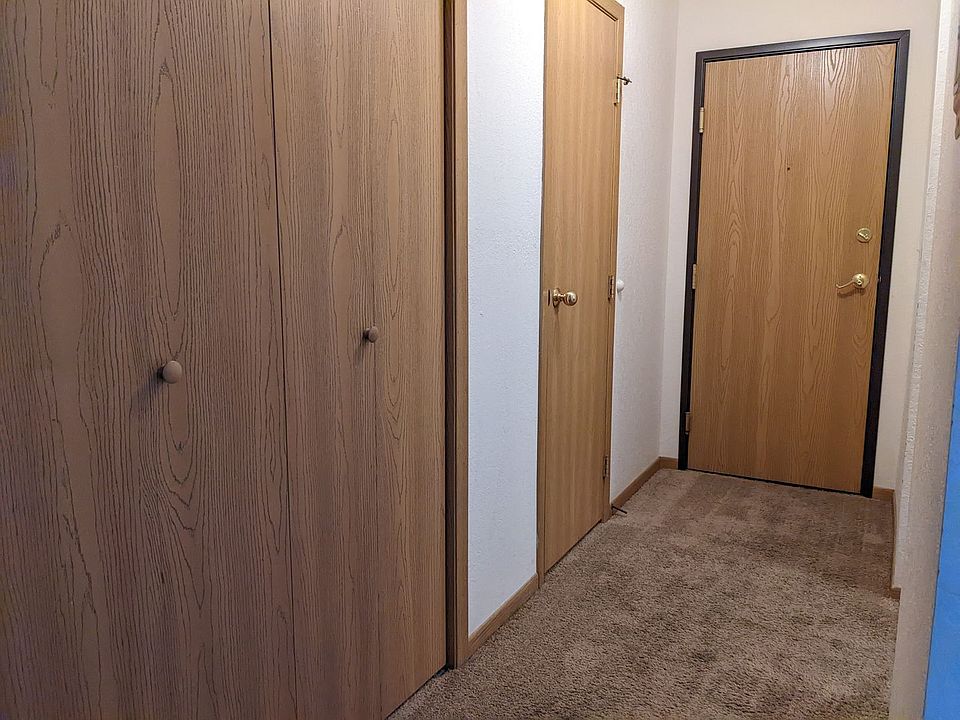 Woodcrest Apartments 217 Virginia Ave NE Warroad MN Zillow