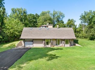 2644 Oneida St, Sauquoit, NY 13456