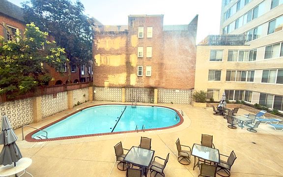 3rd image of 922 24th St NW APT 111