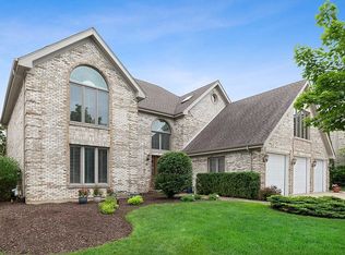 165 Wellington Dr, Bloomingdale, IL 60108