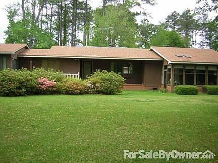 house exterior
						:
						2147 sq ft living space