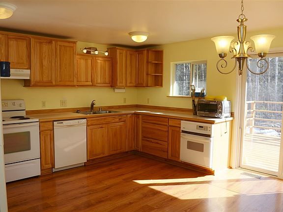 4th image of 513 Lignite Ave