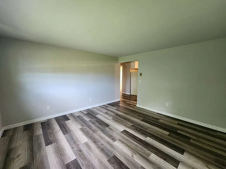 712 George St #5 — Photo 11