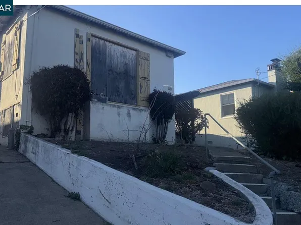 2207 17th Ave, Oakland, CA 94606