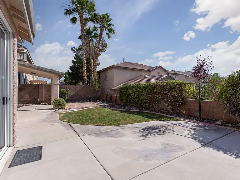 3078 Lenoir St — Photo 42