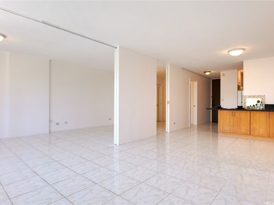 435 Seaside Ave APT 404, Honolulu, HI, 96815