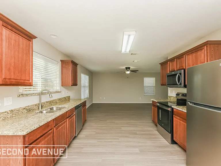 6237 Hereford Dr — Photo 9