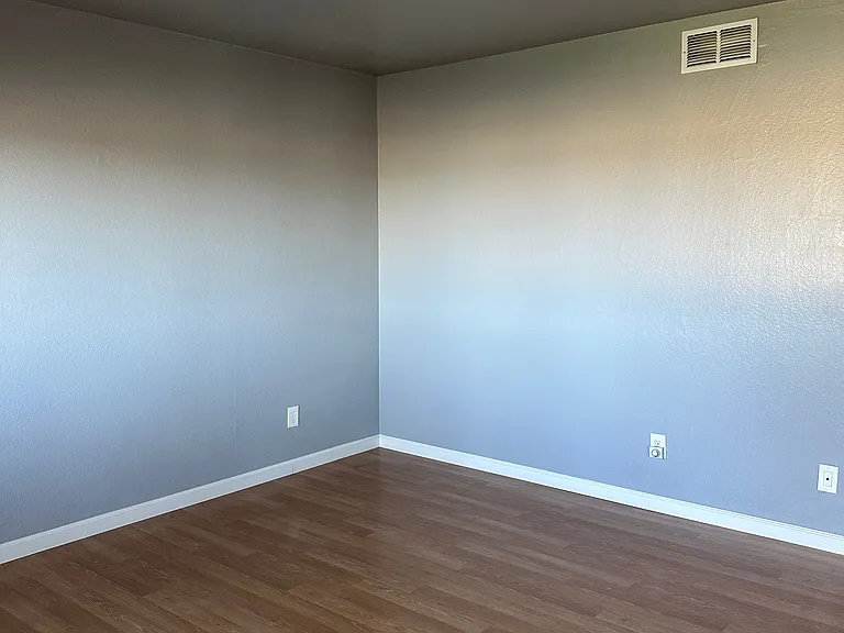 2804 Pole Line Rd #1 — Photo 2