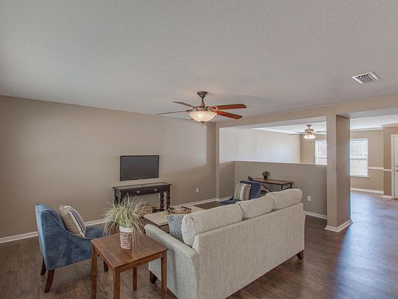 3rd image of 11285 Martin Lakes Dr N