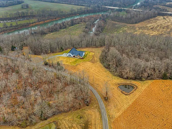 1224 Mason Bates Bend Rd, Centerville, TN 37033