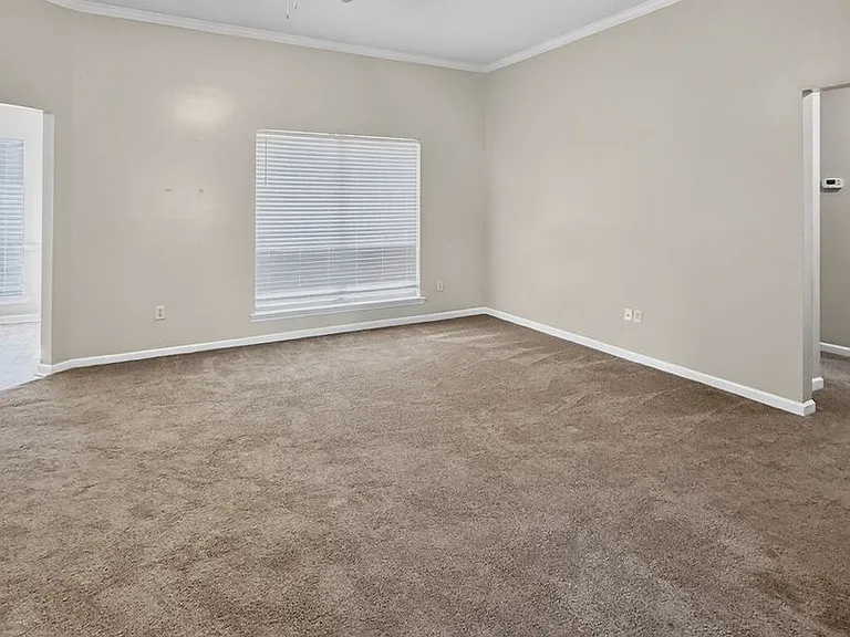 95 Shawn Ct — Photo 8