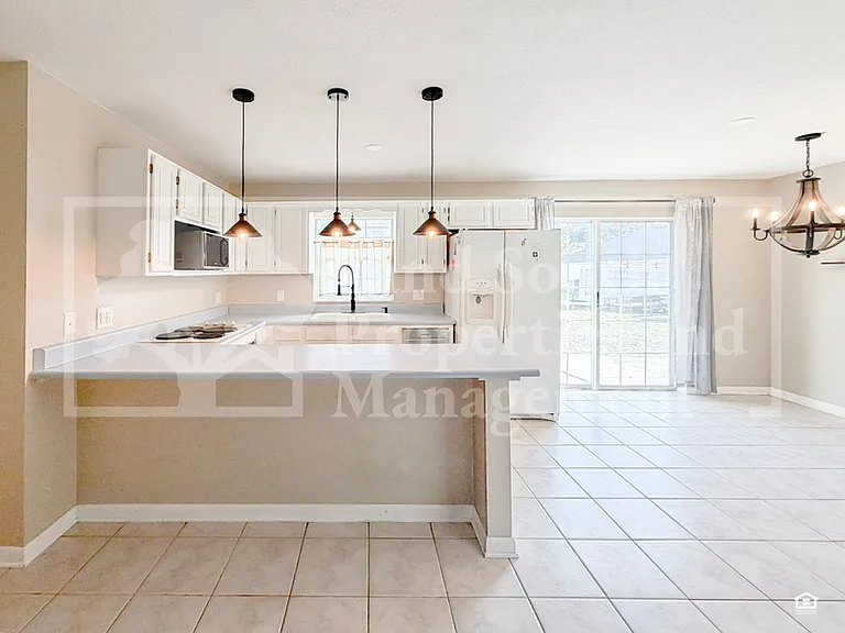 7935 Chase Rd — Photo 6