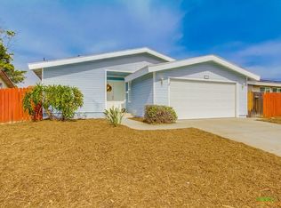 8526 Carlton Oaks Dr, Santee, CA 92071