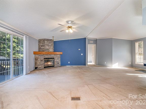 3rd image of 105 Shall Mar Ln