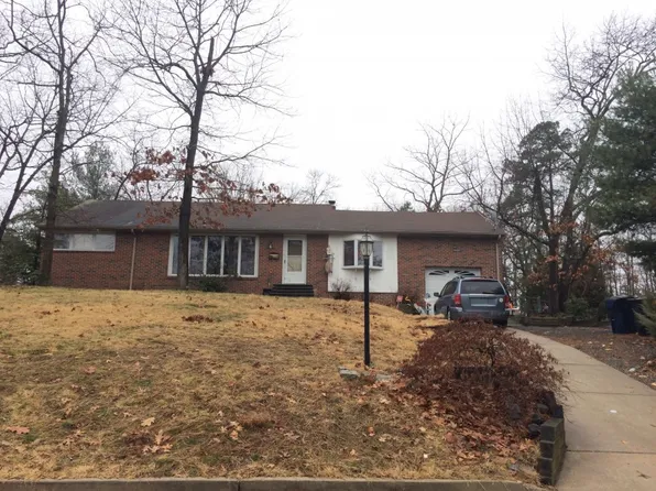 100 Yale Rd, Voorhees, NJ 08043